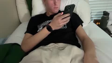 collegetwinky6769 online show from 01.31.26