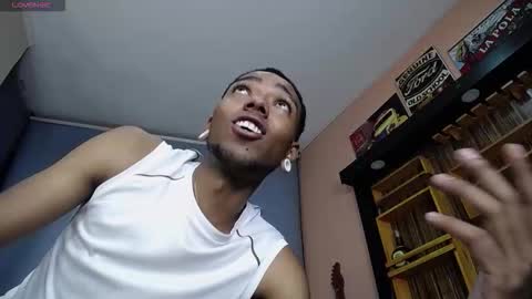 Snapshot of collemanstone chatting on 11.15.25 CollemanStone online show from 11.15.25