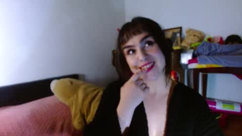 Snapshot of collette_beaufoy chatting on 06.20.26 Collette online show from 06.20.26