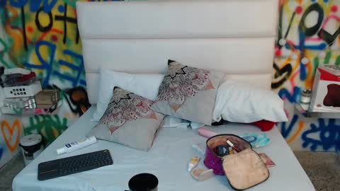 valentina online show from 11.26.25