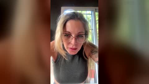 collinsjuliet177 online show from 04.20.26