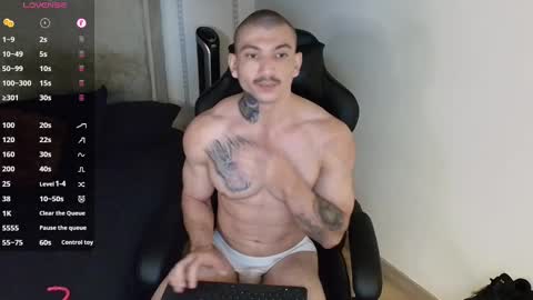 colombianmuscle8 online show from 02.15.25