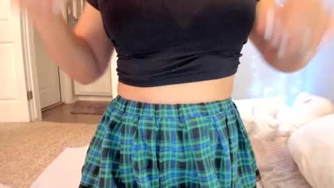    ........ Instagram  Lorysexys online show from 02.05.25