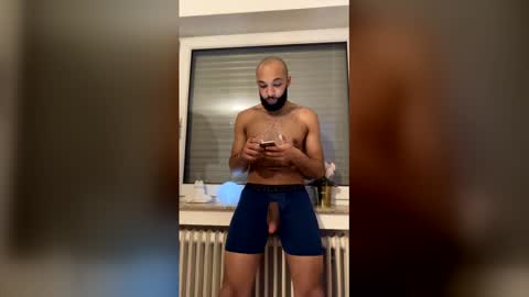 Snapshot of colossalmike chatting on 02.15.26 colossalmike online show from 02.15.26