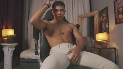 colstorw_ online show from 04.18.26