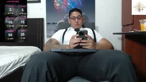 Snapshot of coltonmassif_ chatting on 05.31.26 coltonmassif_ online show from 05.31.26