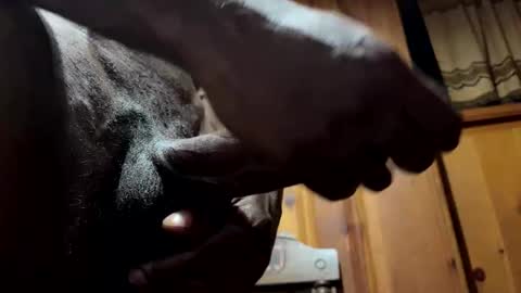 Snapshot of columbusohio614 chatting on 12.19.24 Heavyd614 online show from 12.19.24