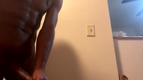 Snapshot of columbusohio614 chatting on 01.25.25 Heavyd614 online show from 01.25.25