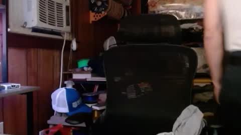 Nelson or ComicKing and sometime Peachy143 online show from 12.01.25