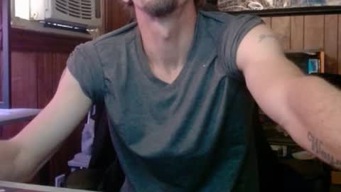 Snapshot of comic_king27 chatting on 01.18.26 Nelson or ComicKing and sometime Peachy143 online show from 01.18.26