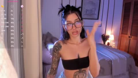 connie    online show from 09.10.25