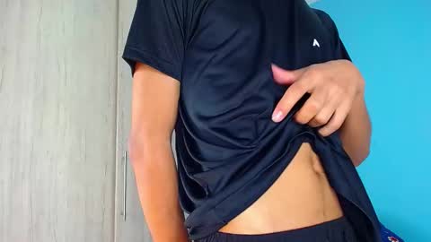 Snapshot of connor_garrett chatting on 12.16.25 Connor online show from 12.16.25