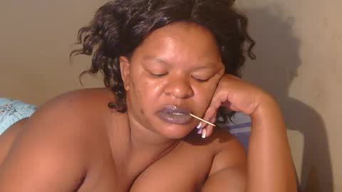 Snapshot of conny685249 chatting on 01.25.25 conny online show from 01.25.25