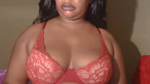 Snapshot of conny685249 chatting on 02.15.25 conny online show from 02.15.25