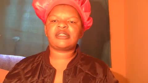 Snapshot of conny685249 chatting on 09.16.25 conny online show from 09.16.25