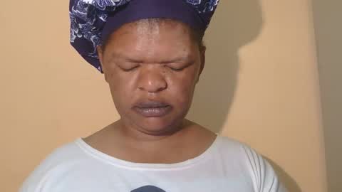 Snapshot of conny685249 chatting on 09.23.25 conny online show from 09.23.25