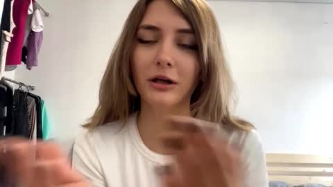 Snapshot of constancefanny chatting on 02.16.26 Amelia online show from 02.16.26