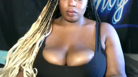 Cookie1019 online show from 12.10.24