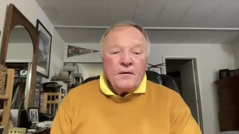 Snapshot of cookoosnest chatting on 01.28.25 cookoosnest online show from 01.28.25