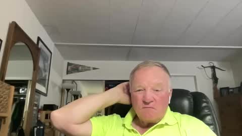 Snapshot of cookoosnest chatting on 09.14.25 cookoosnest online show from 09.14.25