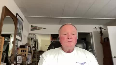 Snapshot of cookoosnest chatting on 11.19.25 cookoosnest online show from 11.19.25