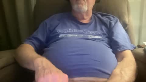 Snapshot of cool_runnings11 chatting on 12.04.24 whatever you want it to be online show from 12.04.24