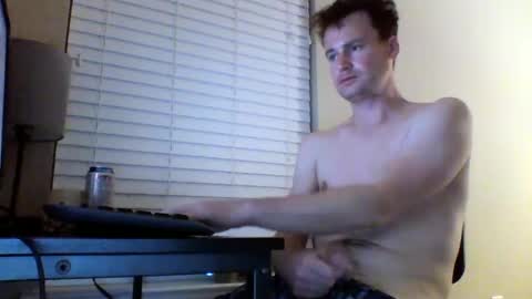 Snapshot of cooldude122222 chatting on 12.31.24 cooldude122222 online show from 12.31.24