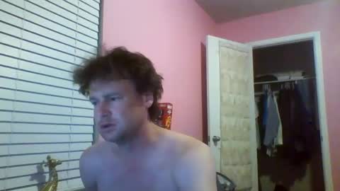 Snapshot of cooldude122222 chatting on 11.10.25 cooldude122222 online show from 11.10.25