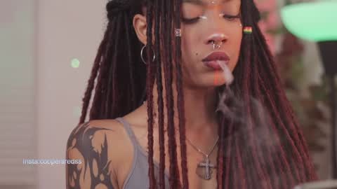 Snapshot of cooper_reds chatting on 01.11.25 ROSELL 3 online show from 01.11.25