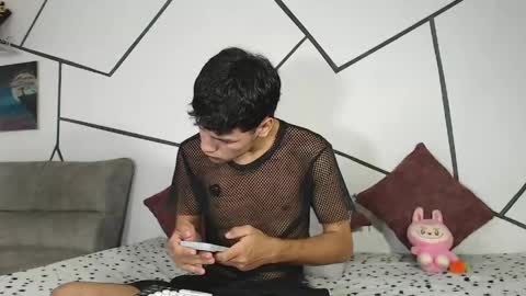 Snapshot of cooper_shiro chatting on 04.19.26 shiro online show from 04.19.26