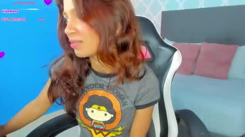 Snapshot of cora22_ chatting on 09.18.25 CORA online show from 09.18.25