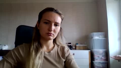 cora_fora online show from 09.16.25