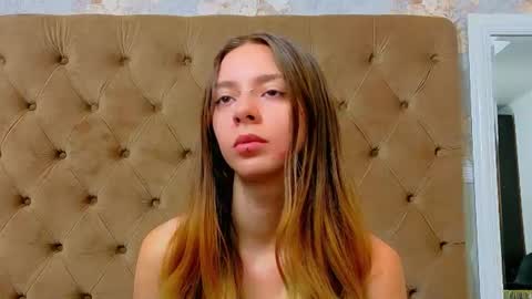 Snapshot of cora_vex chatting on 07.03.26 CoraVex online show from 07.03.26