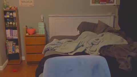 coracav online show from 12.23.25