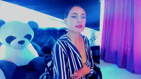 Coral  online show from 02.08.25