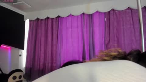 Coral  online show from 11.24.25