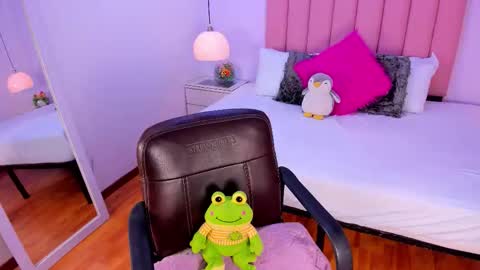 Carol Jhones  online show from 11.12.25