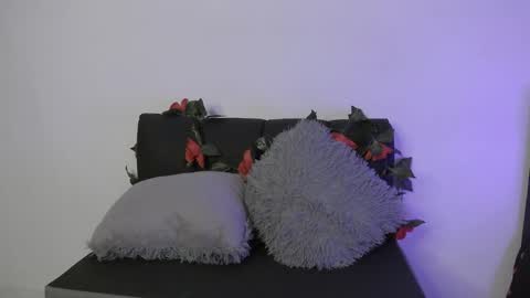 Coralie Bronson online show from 01.17.26