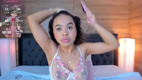 coralineross_ online show from 02.03.26