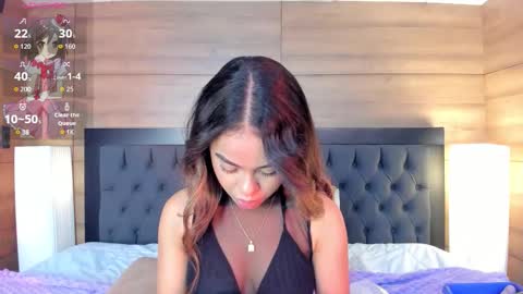 coralineross_ online show from 02.21.26