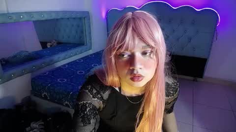 Snapshot of cordelia_perlman chatting on 09.19.25 Cordelia online show from 09.19.25