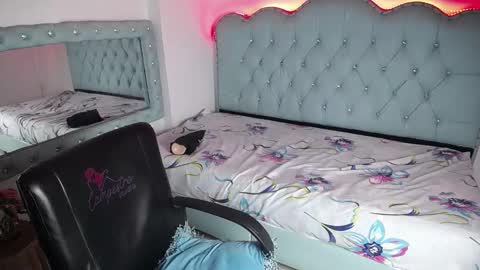 Snapshot of cordelia_perlman chatting on 10.18.25 Cordelia online show from 10.18.25