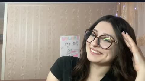 Elisheva online show from 04.20.26