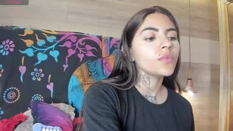 Cori online show from 12.22.25