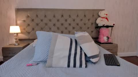 Snapshot of corinabrown_ chatting on 02.09.25 corinabrown_ online show from 02.09.25