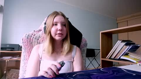 Elvi online show from 05.26.26