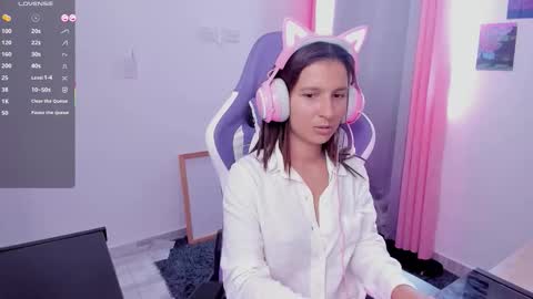 Snapshot of cositarika__ chatting on 02.11.26 Lunita online show from 02.11.26