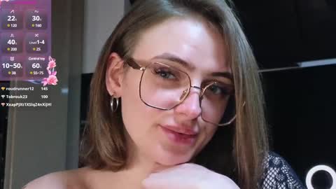 Lili online show from 12.22.24