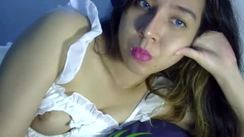 Liz Gwyneth Charlota online show from 02.22.25