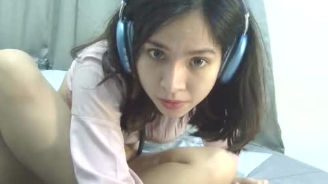 Liz Gwyneth Charlota online show from 03.24.26